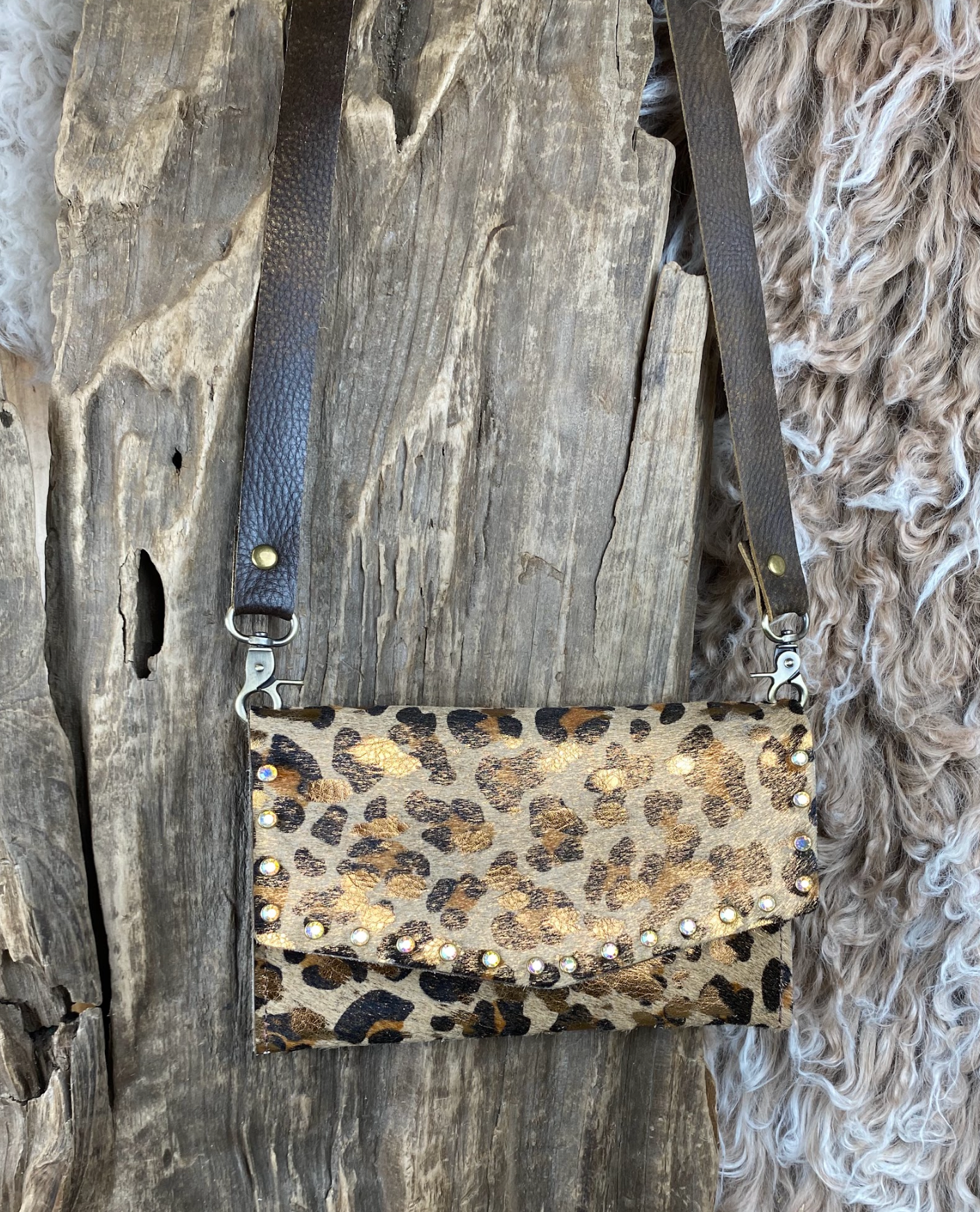 Chic Leopard Crossbody Bag