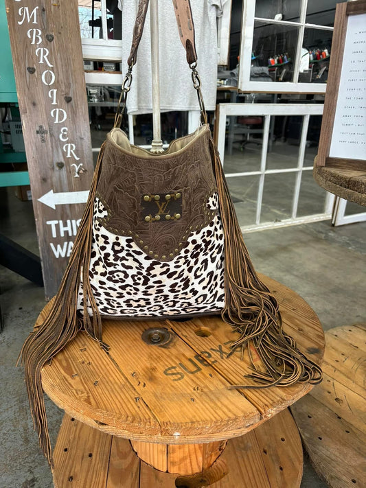 KIG Leopard Scrolly Fringe Tote