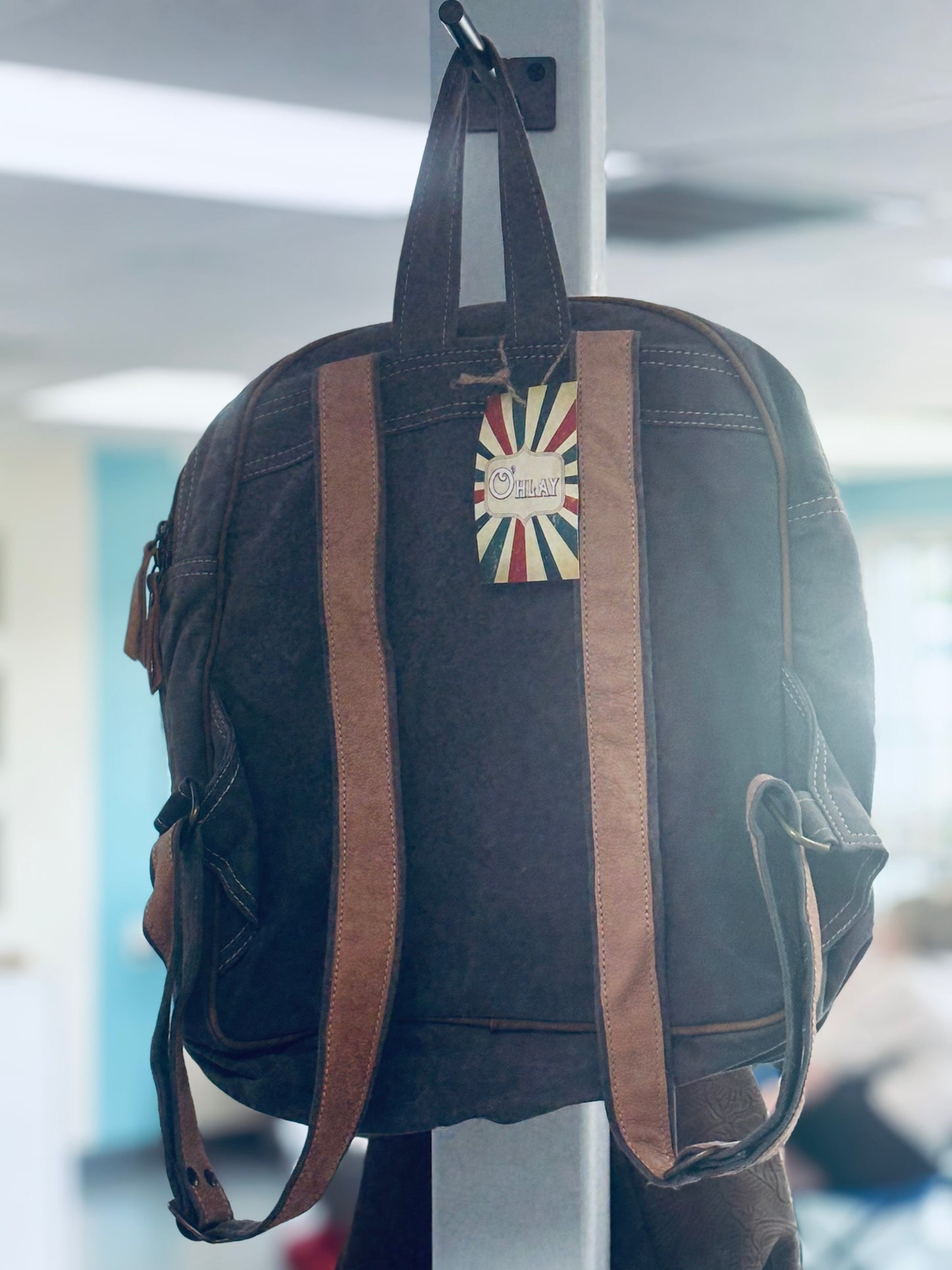 Canyon Trail Sling Backpack